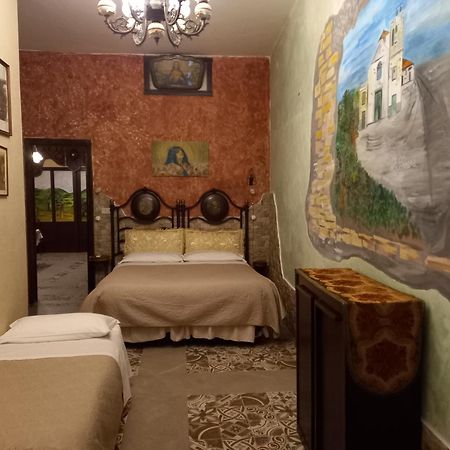 Sicilia In Miniatura "L'Atelier Dell'Etna" Panzió Zafferana Etnea Kültér fotó