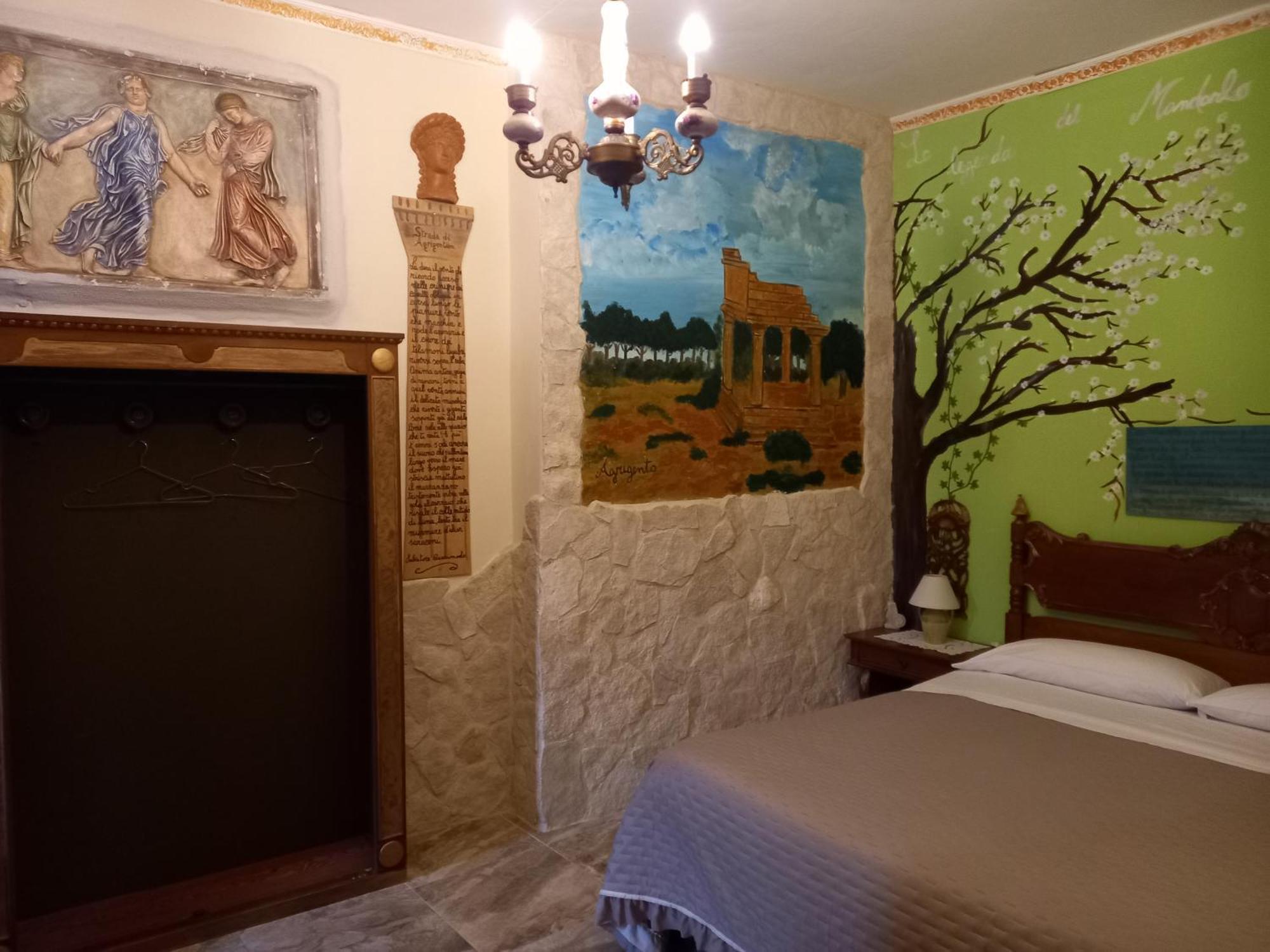 Sicilia In Miniatura "L'Atelier Dell'Etna" Panzió Zafferana Etnea Szoba fotó